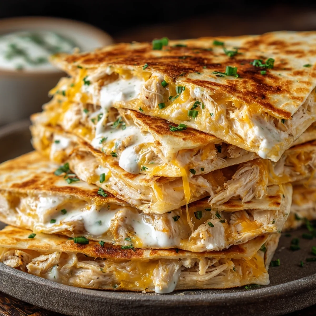 High-Protein Chicken Ranch Quesadilla: Crispy & Low-Carb